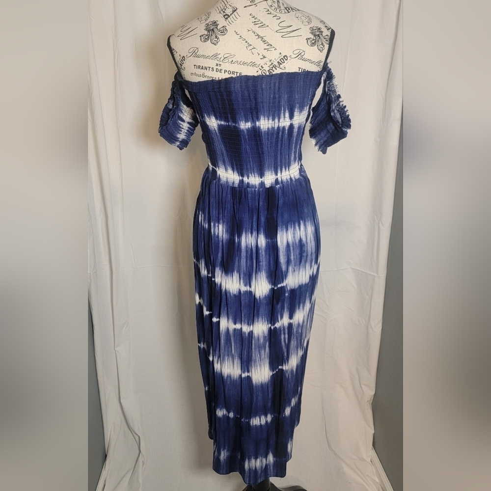 L.V.N Blue and White Tie Dyed Dress, Size Med - Picture 4 of 4